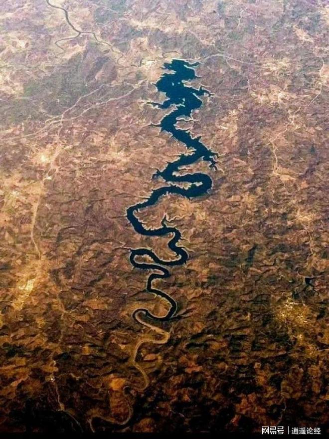 如果普通人葬在龙脉上会出现什么异像？